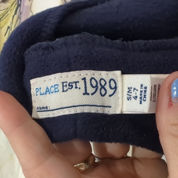 Children's Place age 4-7 mohawk winter hat with ear flaps - Picture 4 of 4